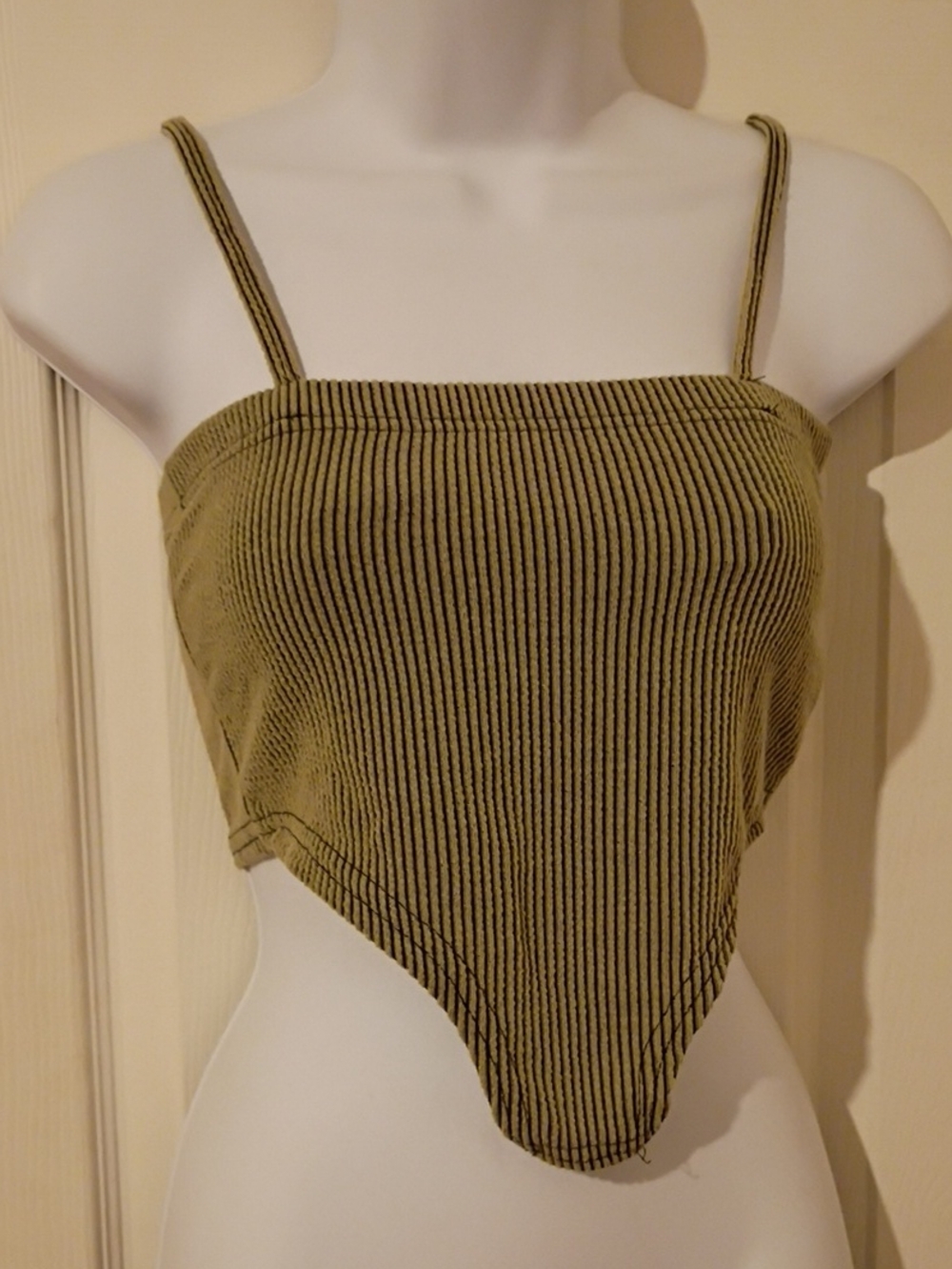 Prettylittlething Olive Green Ribbed Crop Top